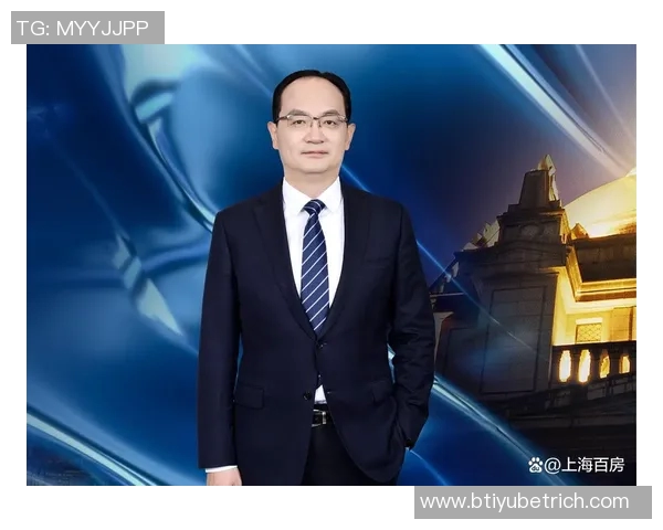 卡斯尔称赞科内特在攻防两端表现出色并展现出卓越沟通能力